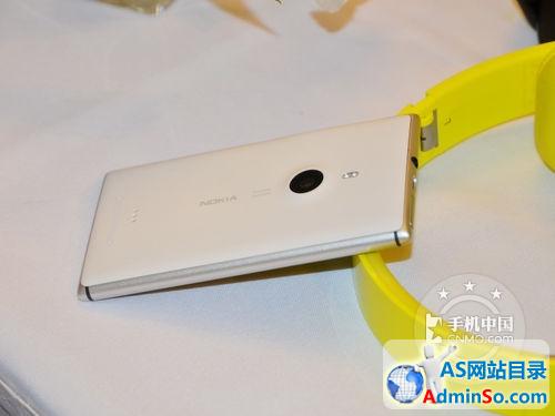 铝质机身诺基亚Lumia 925 深圳价2380 