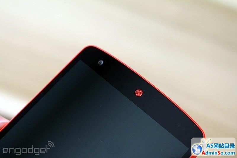 四核大屏智能机 红色版Nexus 5开箱图赏 
