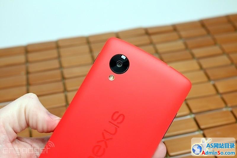 四核大屏智能机 红色版Nexus 5开箱图赏 